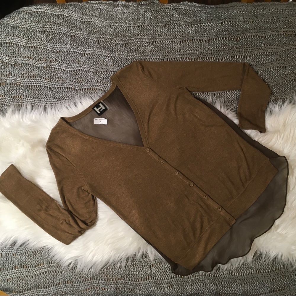 H by Bordeaux sweater/small
